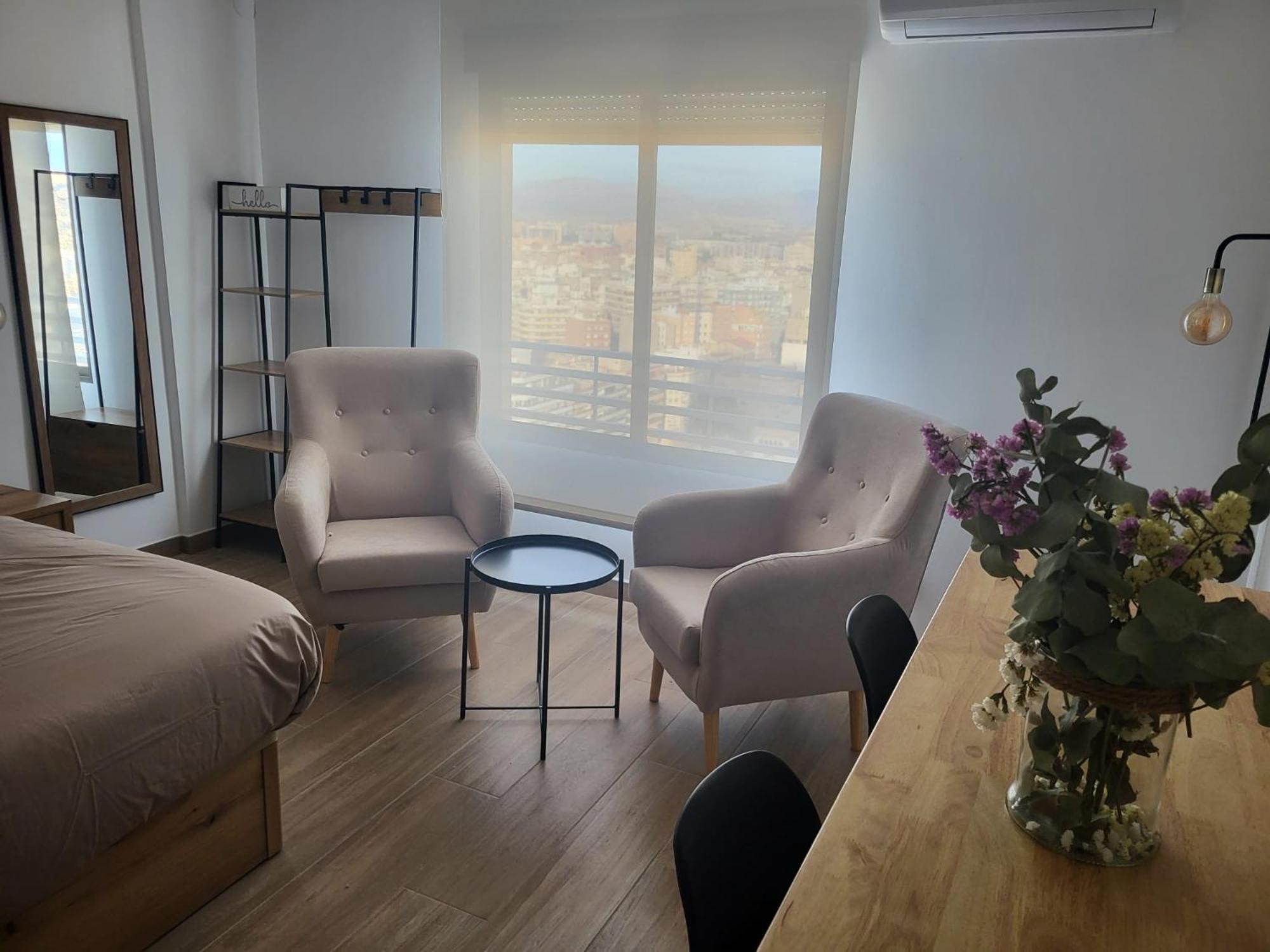 Charming Studio In The Center Of The City Apartamento Pleno Centro De Аликанте Екстериор снимка